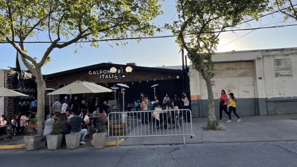 Bairro Itália no Chile: charme, gastronomia e arte em um só lugar 2 Bairro italia6