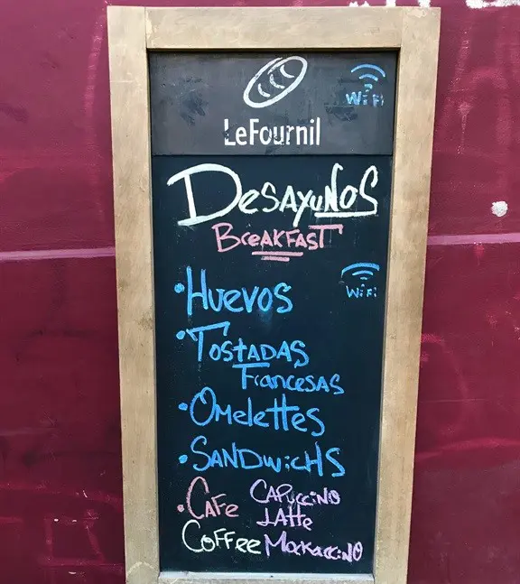 Cafe da manha no Chile1833.jpg