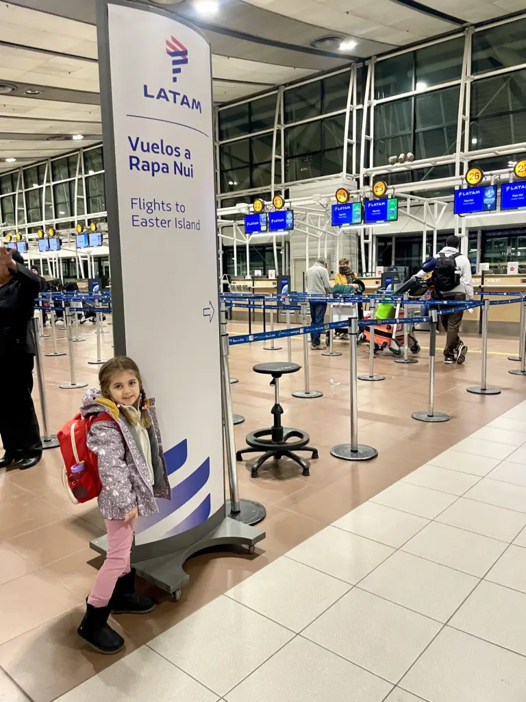 Ilha de Páscoa com crianças: dicas para sua viagem ser um verdadeiro sucesso 4 Conjunto 1 aeroporto