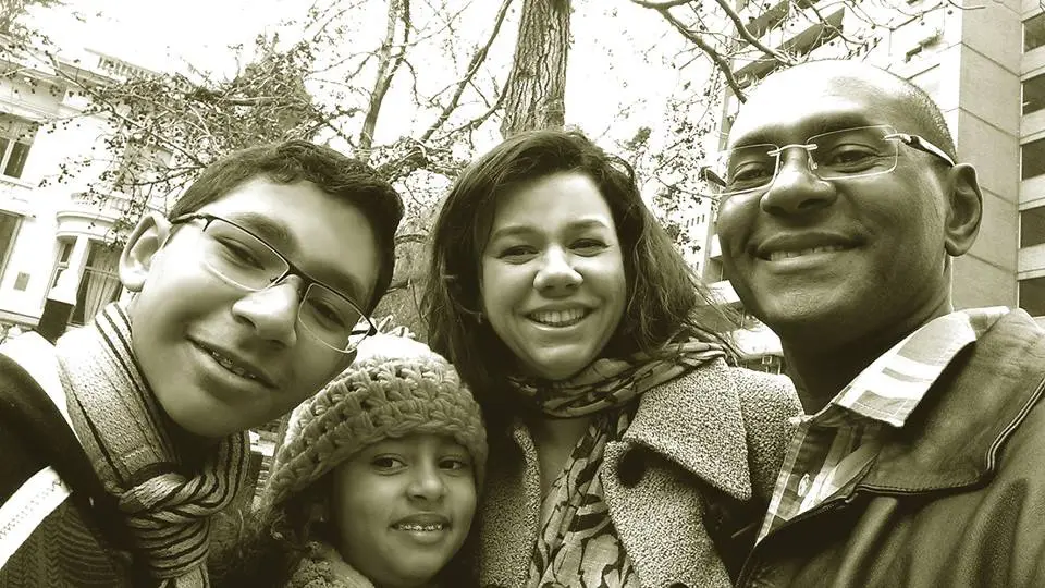Familia chegando no chile.jpeg