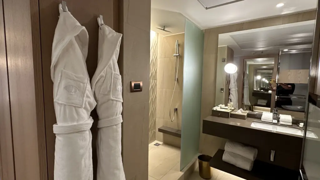 Hotéis de luxo no Chile: review das 7 opções mais exclusivas e sofisticadas 18 Hotel Mandarin1