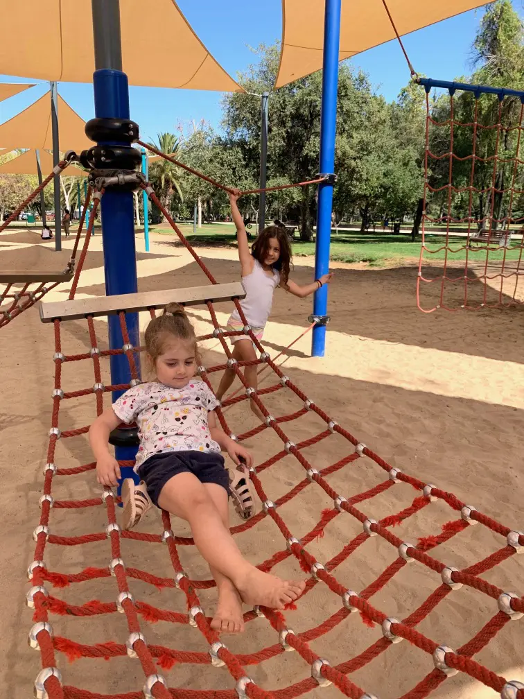 Parque Araucano.jpeg