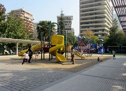 Plaza Peru wikipedia.jpeg