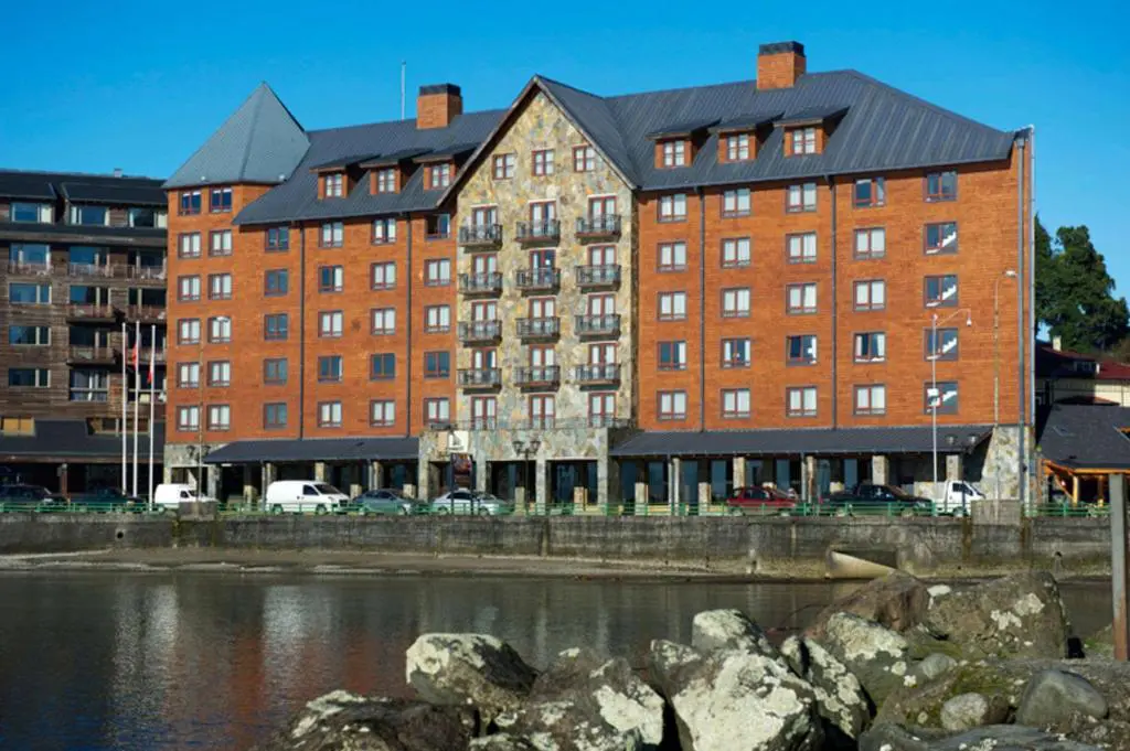 Hotéis em Puerto Varas: melhores opções e onde ficar sem erro 4 radisson puerto varas.jpg